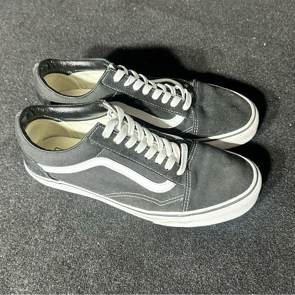 Vans Old Skool Shoe - Picture 3 of 5